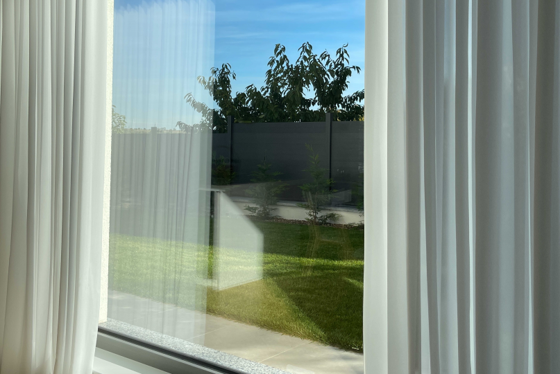 Descoperă geamurile 4S de la Plastregal și bucură-te de confort și eficiență termică pe tot parcursul anului