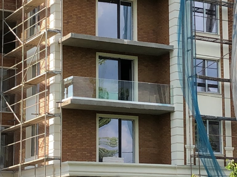 Балконные стеклянные перила